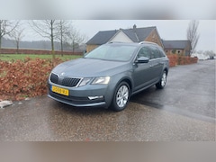 Skoda Octavia Combi - 1.6 TDI Greentech Style CLIMA/NAVI BJ 2019
