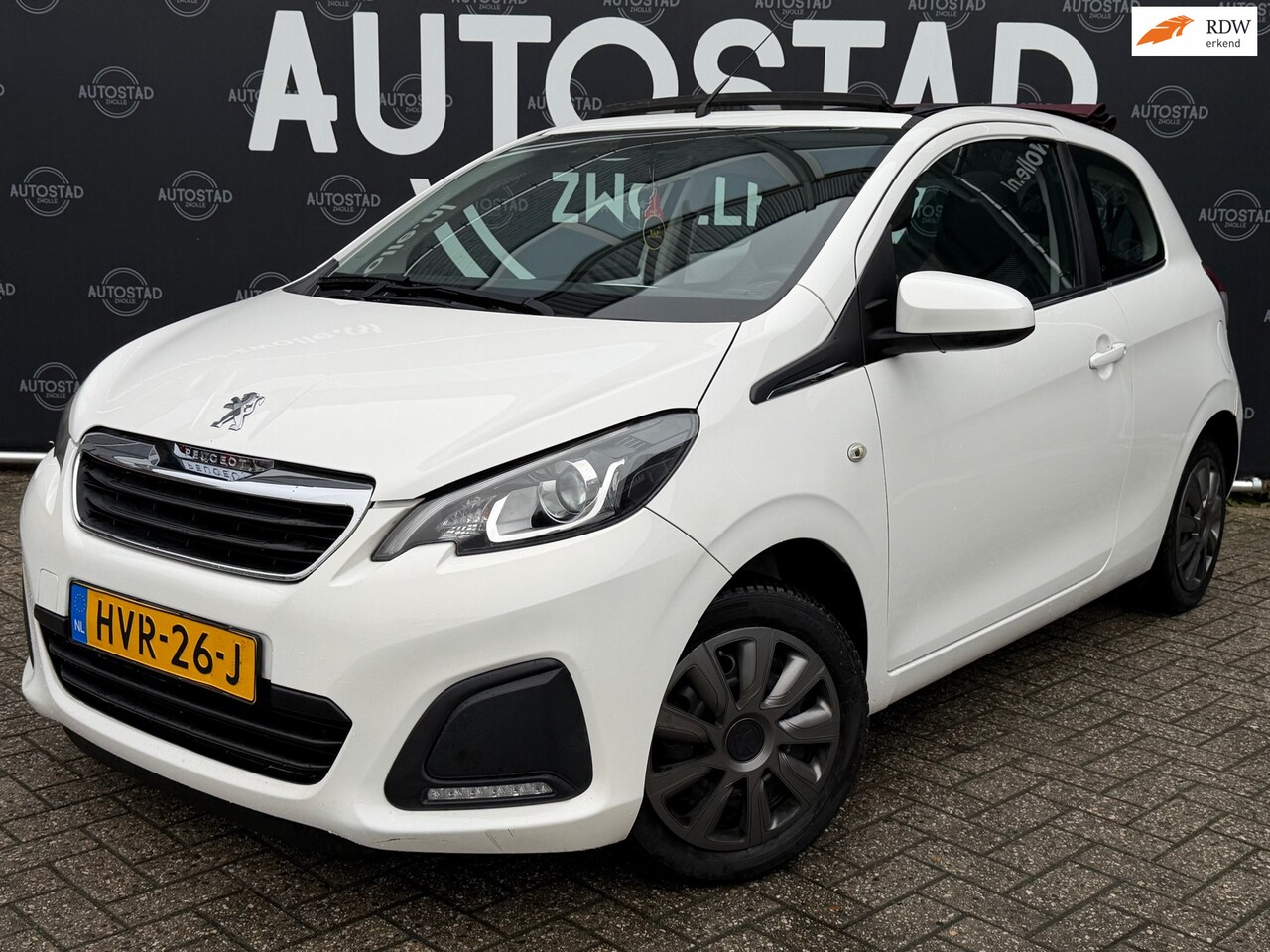 Peugeot 108 - 1.0 VTi Active Pano / APK / Airco / NAP - AutoWereld.nl