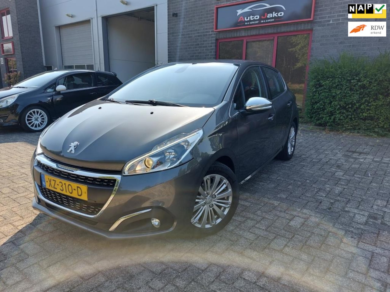 Peugeot 208 - 1.2 PureTech GT-line/ APK en Onderhoud . 110 pk - AutoWereld.nl
