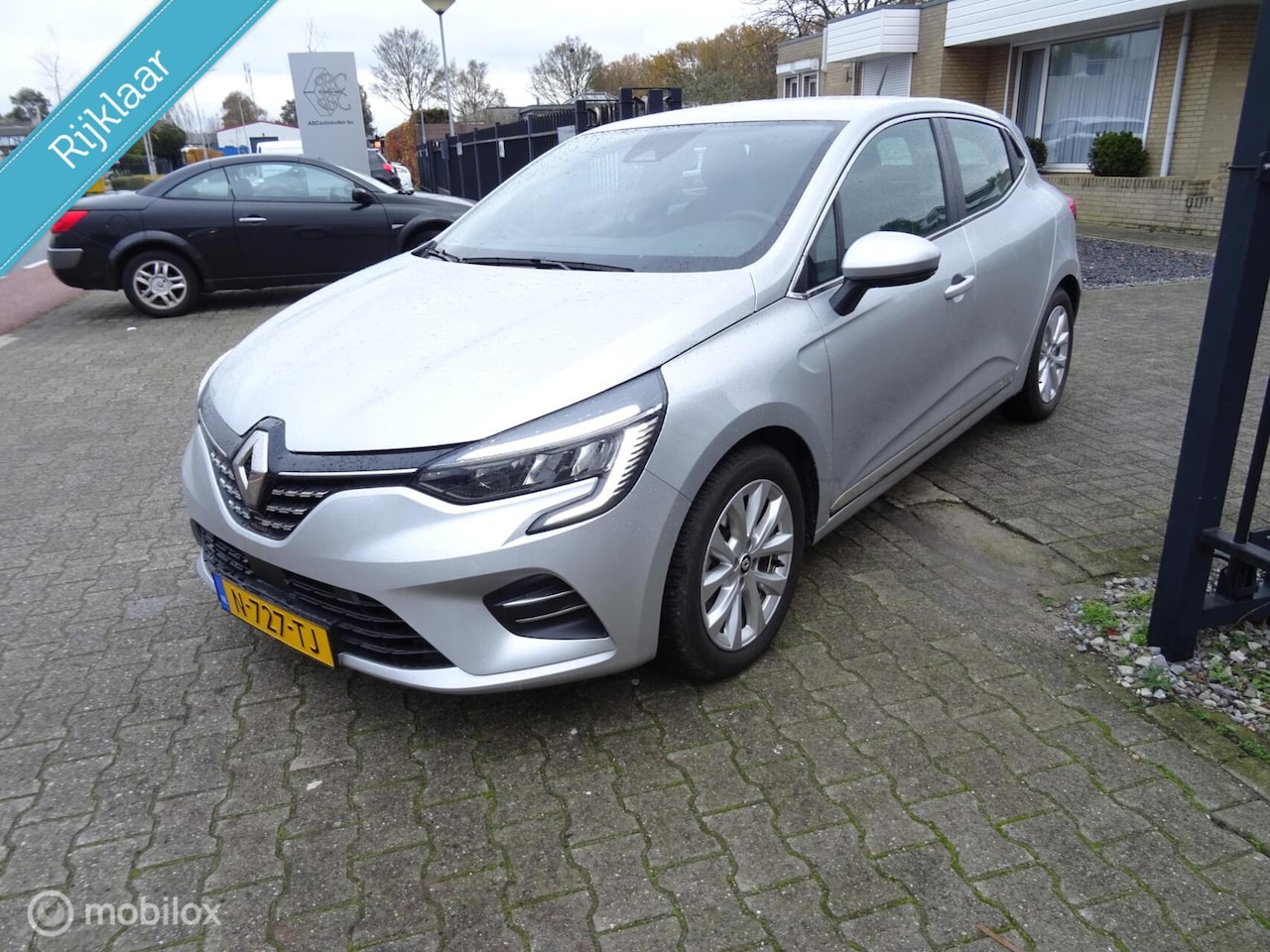 Renault Clio - 1.6 E-Tech Hybrid 140 Intens - AutoWereld.nl