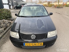 Volkswagen Polo - 1.4-16V Trendline