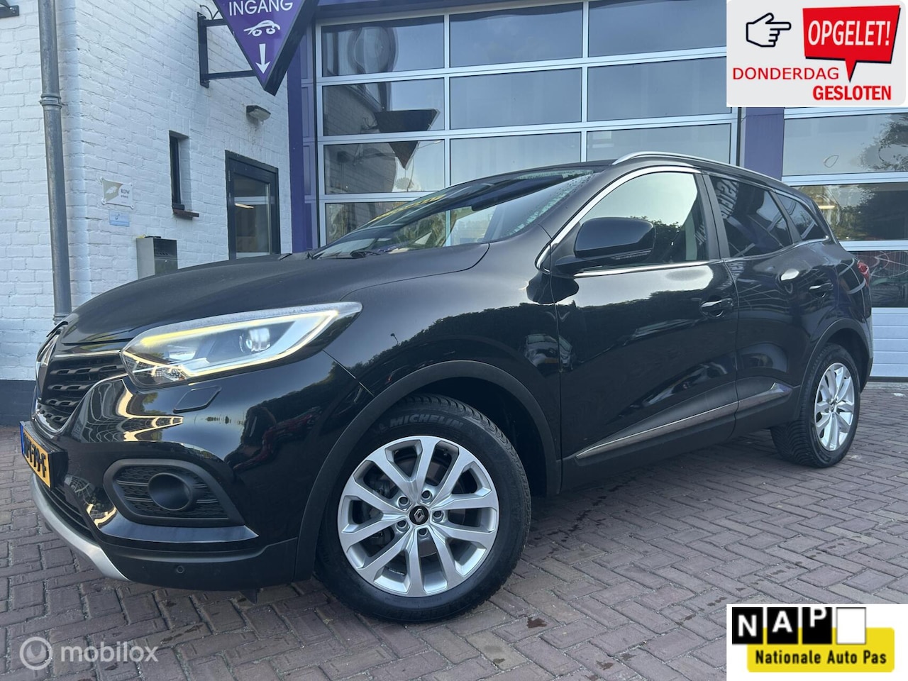 Renault Kadjar - 1.3 TCe Black Edition * AUTOMAAT * NAVIGATIE - AutoWereld.nl