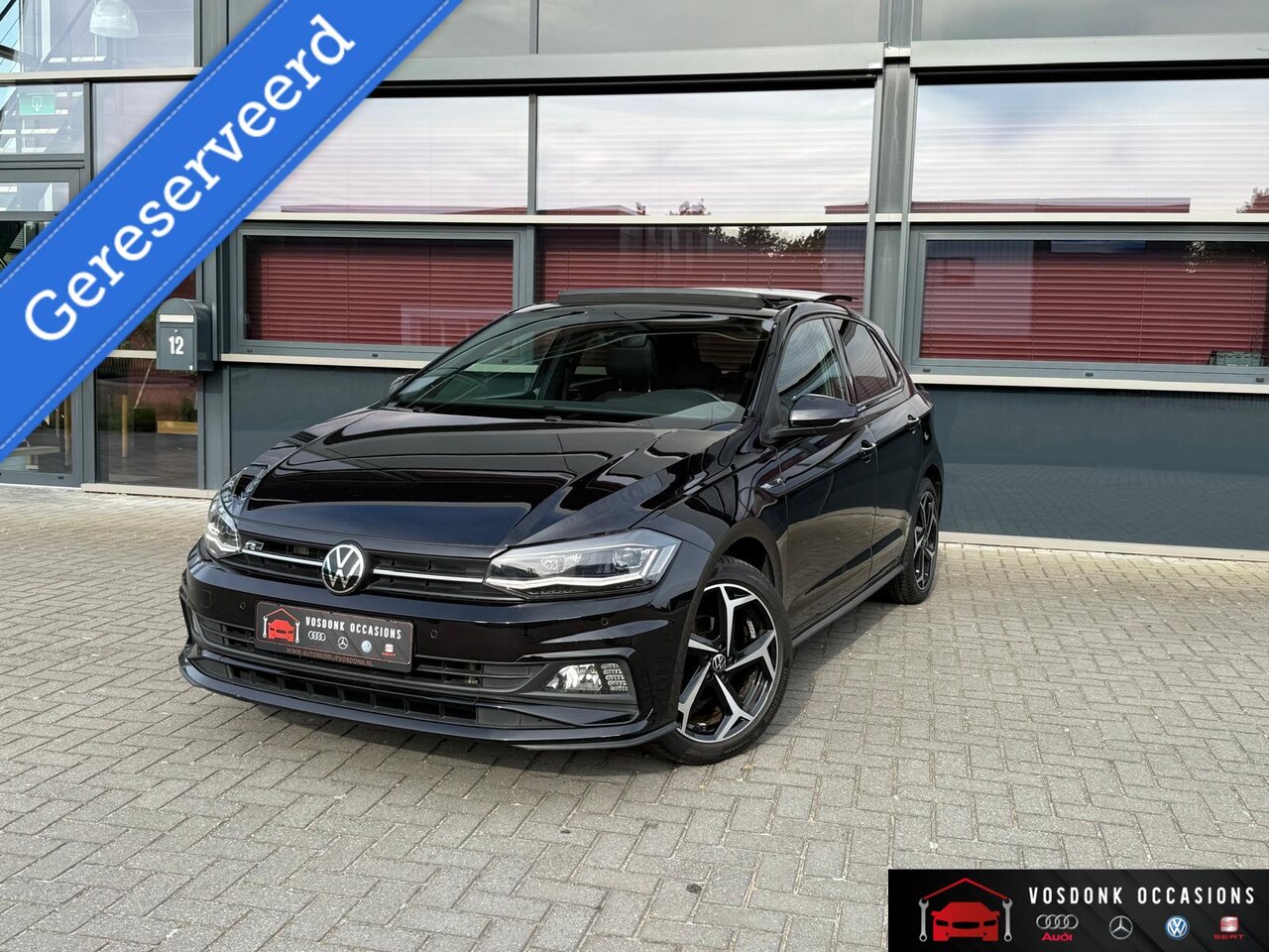Volkswagen Polo - 1.0 TSI 3xR-Line/Pano/Navi/camera/keyless/Beatsaudio - AutoWereld.nl