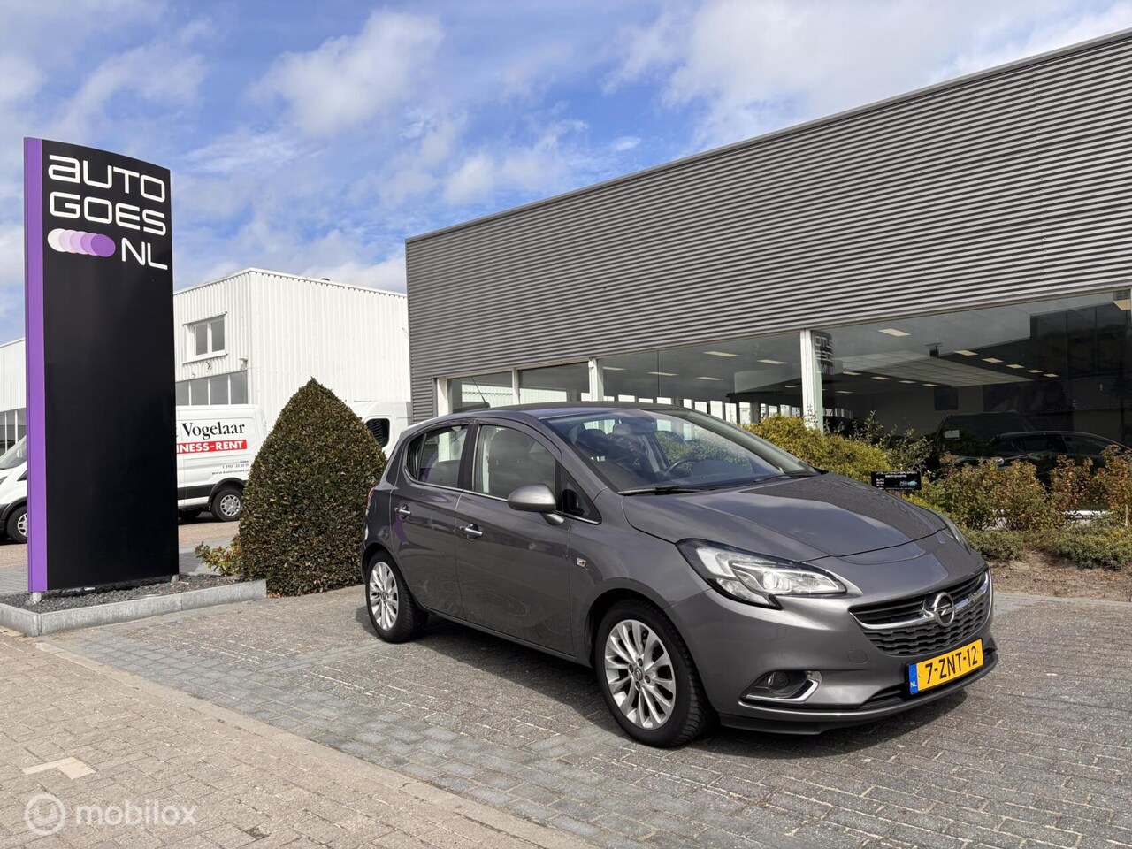 Opel Corsa - 1.4 Cosmo Xenon - AutoWereld.nl