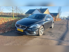 Volvo V40 - 1.6 D2 Summum R-design AIRCO/NAVI BJ 2014