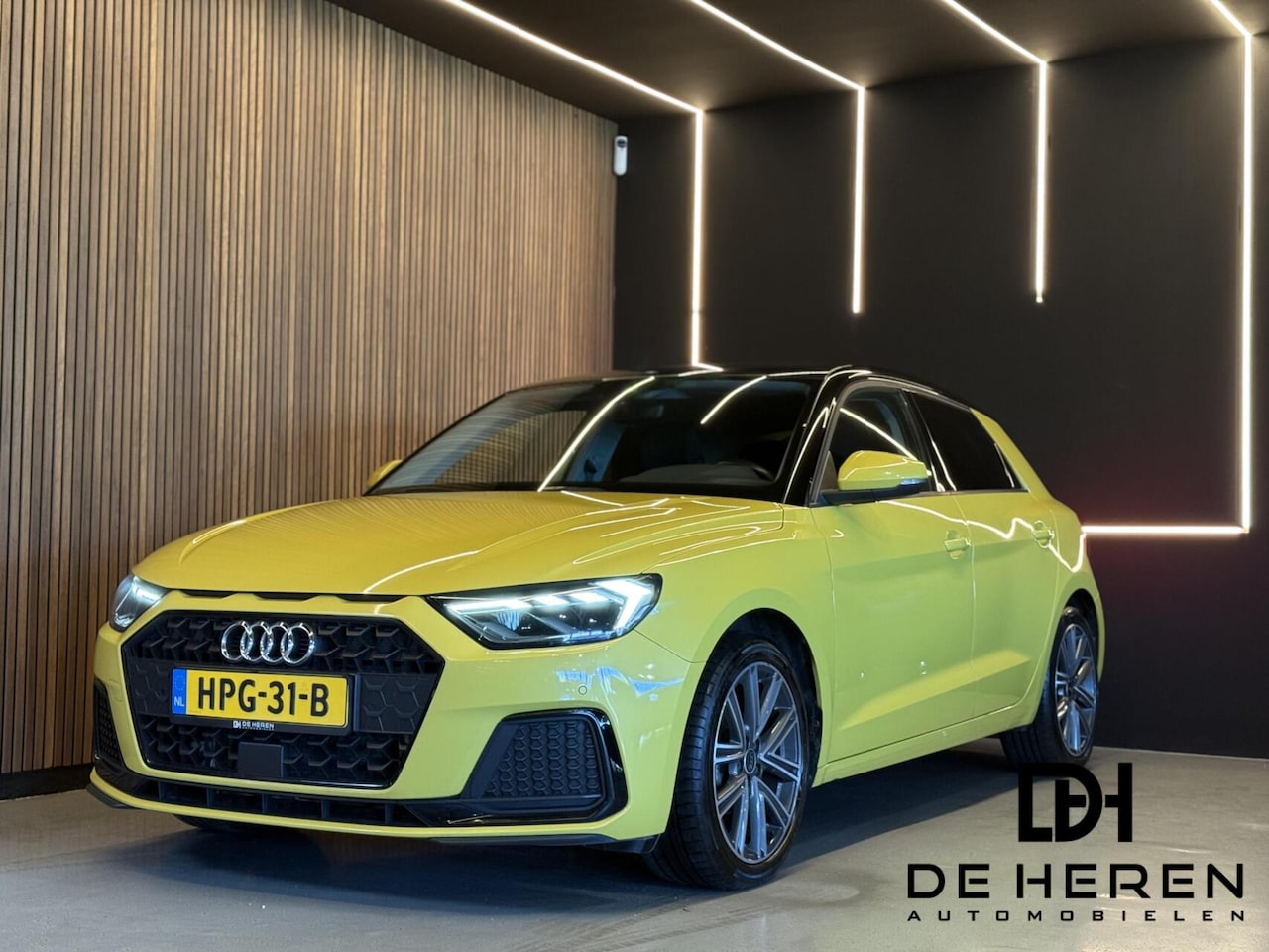 Audi A1 Sportback - 25 TFSI Pro Line Matrix LED S-line - AutoWereld.nl