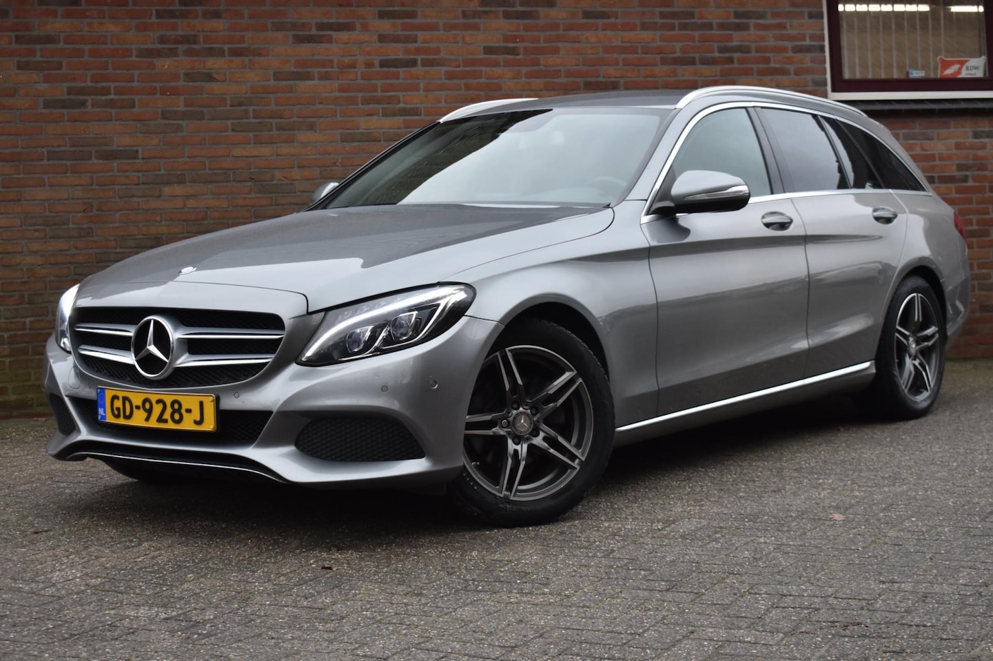 Mercedes-Benz C-klasse Estate - 180 CDI Lease Edition '15 LED Leder Clima Navi Cruise Inruil mogelijk - AutoWereld.nl