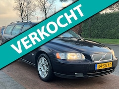 Volvo V70 - 2.4 Edition II *TREKHAAK| VEEL RUIMTE