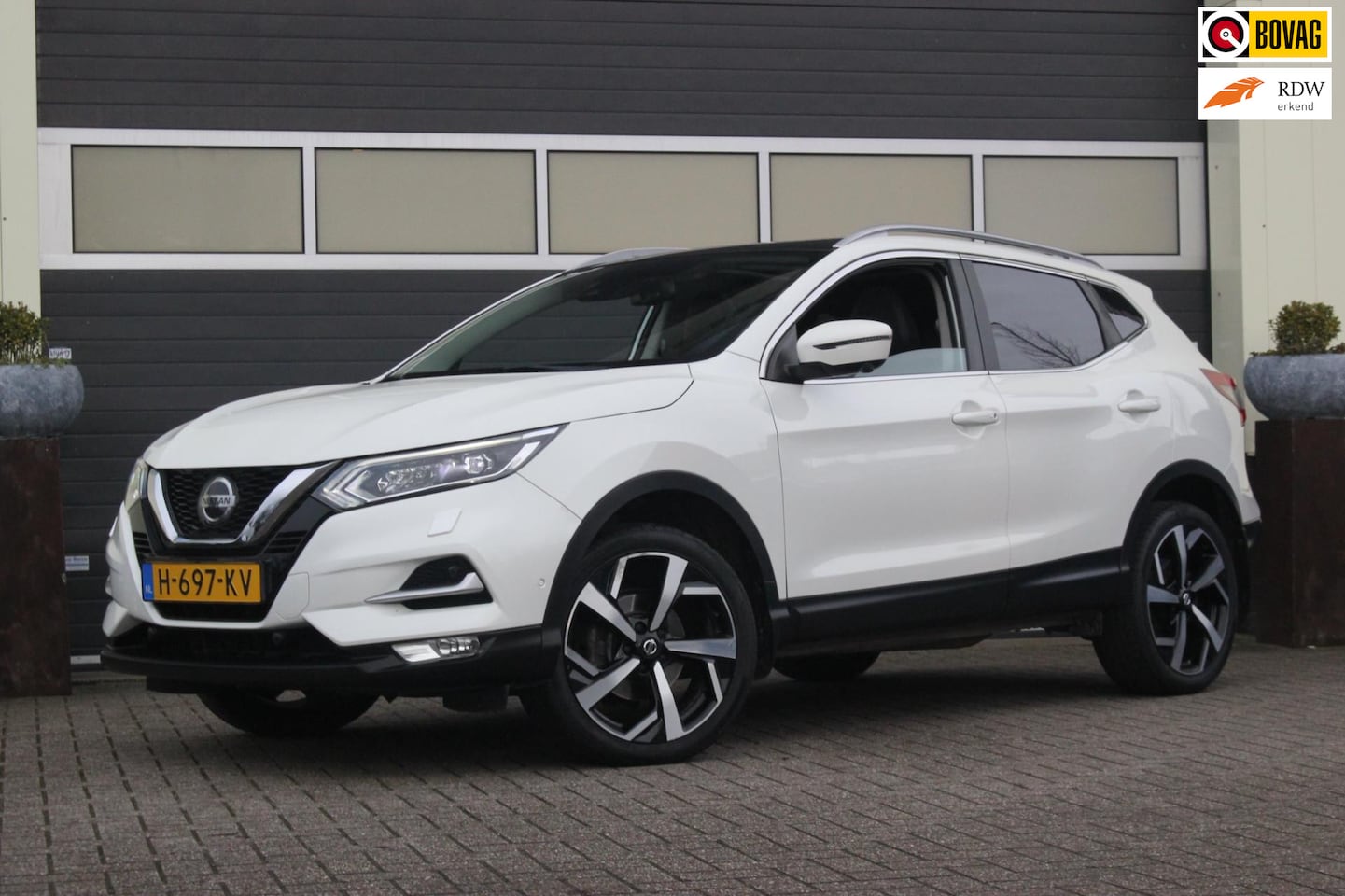 Nissan Qashqai - 1.3 DIG-T Tekna + | Trekhaak | 360 Camera | - AutoWereld.nl