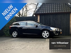 Volvo V60 - 2.0T Momentum 203pk 2011 AUTOMAAT - TREKHAAK