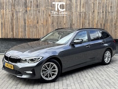 BMW 3-serie Touring - 320e High Executive Automaat | Trekhaak elektrisch | Navigatiesysteem | Laser LED | Draadl