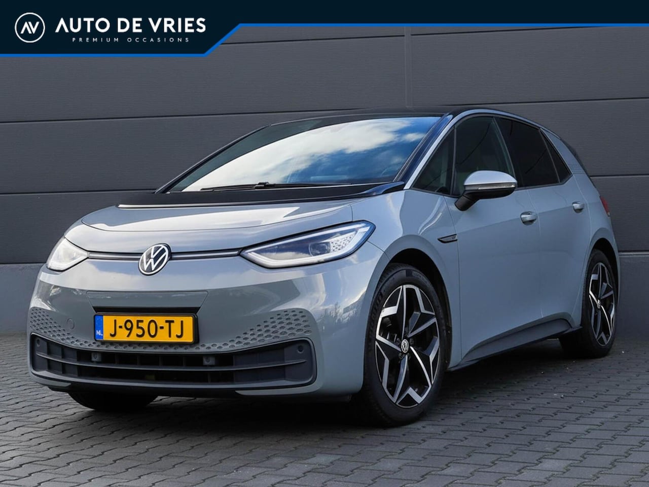 Volkswagen ID.3 - First Plus 58 kWh | SOH 92% | IQ Light | Camera | Steunhaak - AutoWereld.nl