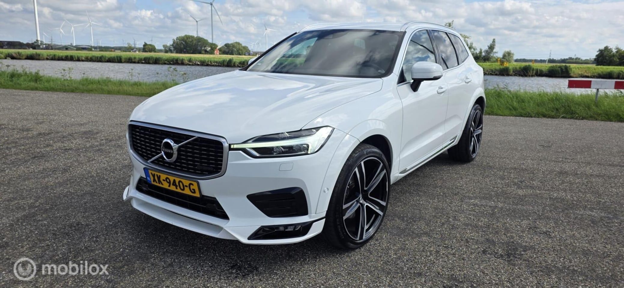 Volvo XC60 - 2.0 T6 AWD Inscription 2.0 T6 AWD Inscription,Compleet Heico Uitgevoerd! - AutoWereld.nl