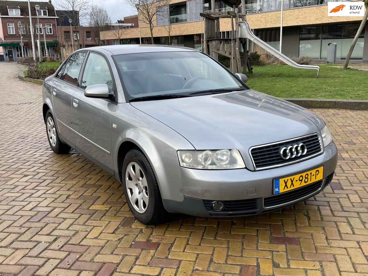 Audi A4 Limousine - 2.0, Aut, Climate control, Radio-CD/MP3 speler, Elektr ramen, Lmv, Mooie km! - AutoWereld.nl