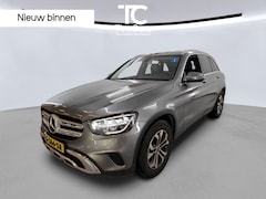 Mercedes-Benz GLC-klasse - 200 Automaat | LED verlichting | Stoelverwarming | Trekhaak afneembaar | Climate & cruise