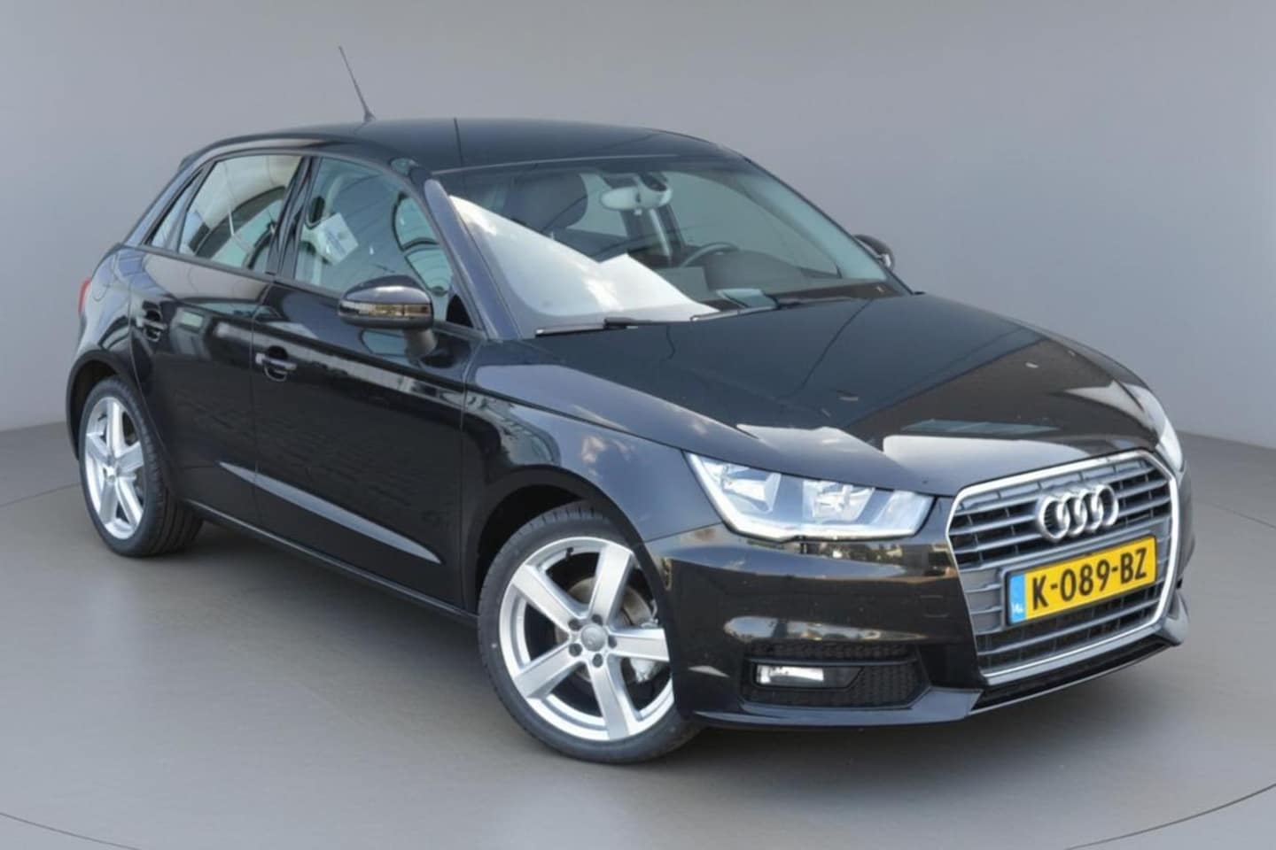 Audi A1 Sportback - Clima|Stoelverwarming|Airco|Bluetooth|PDC - AutoWereld.nl