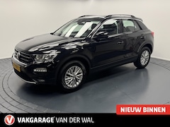 Volkswagen T-Roc - 1.5 TSi Sport Trekhaak-Navigatie-Carplay-Adapt.Cr.contr-Camera-Stoelverwarming-Parkeersens