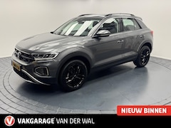 Volkswagen T-Roc - 1.0 TSi Style Navigatie-Adapt.Cr.contr-Clima-Carplay-Camera-Stoelverwarming-LED-Parkeersen
