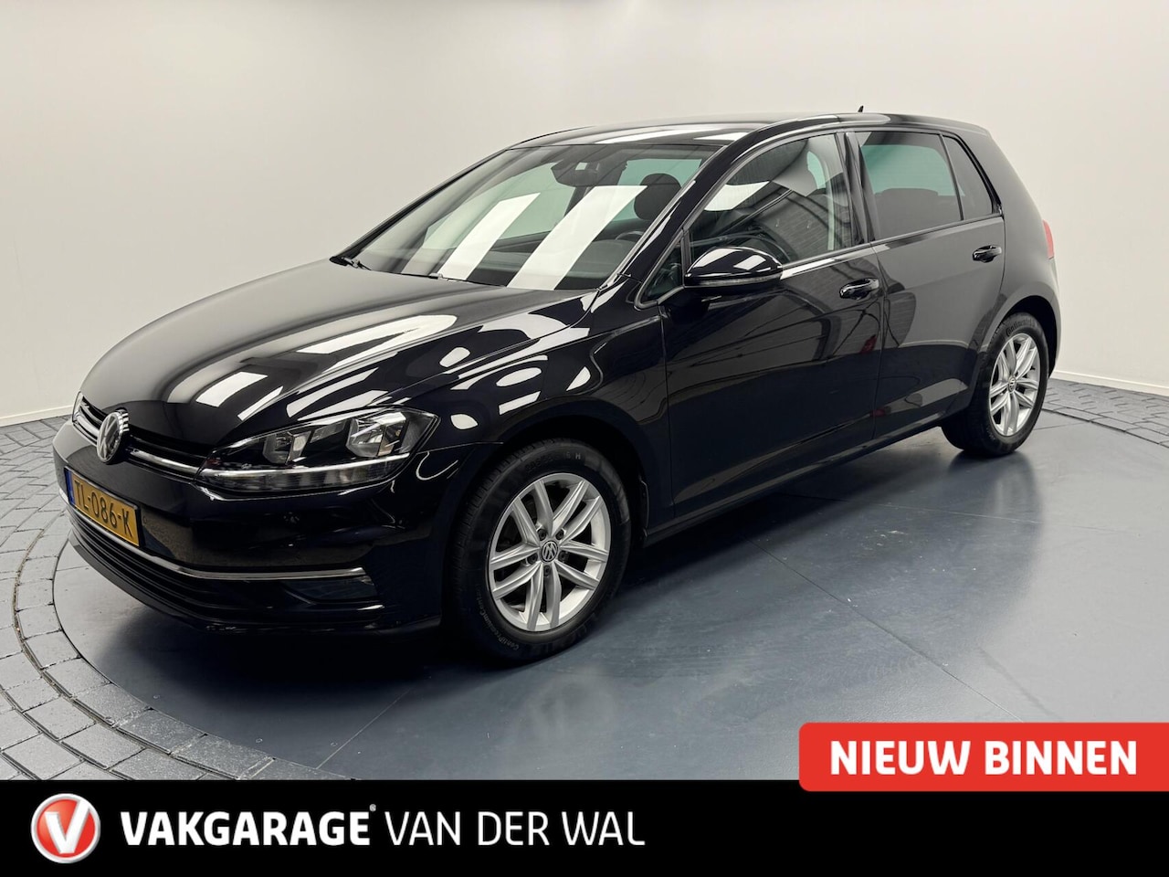 Volkswagen Golf - 1.0 TSi Comfortline Trekhaak-Adapt.Cr.Contr-Navigatie-Carplay-Clima-Parkeersensoren-Lm16'' - AutoWereld.nl