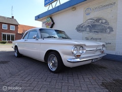 Chevrolet Corvair - Sedan