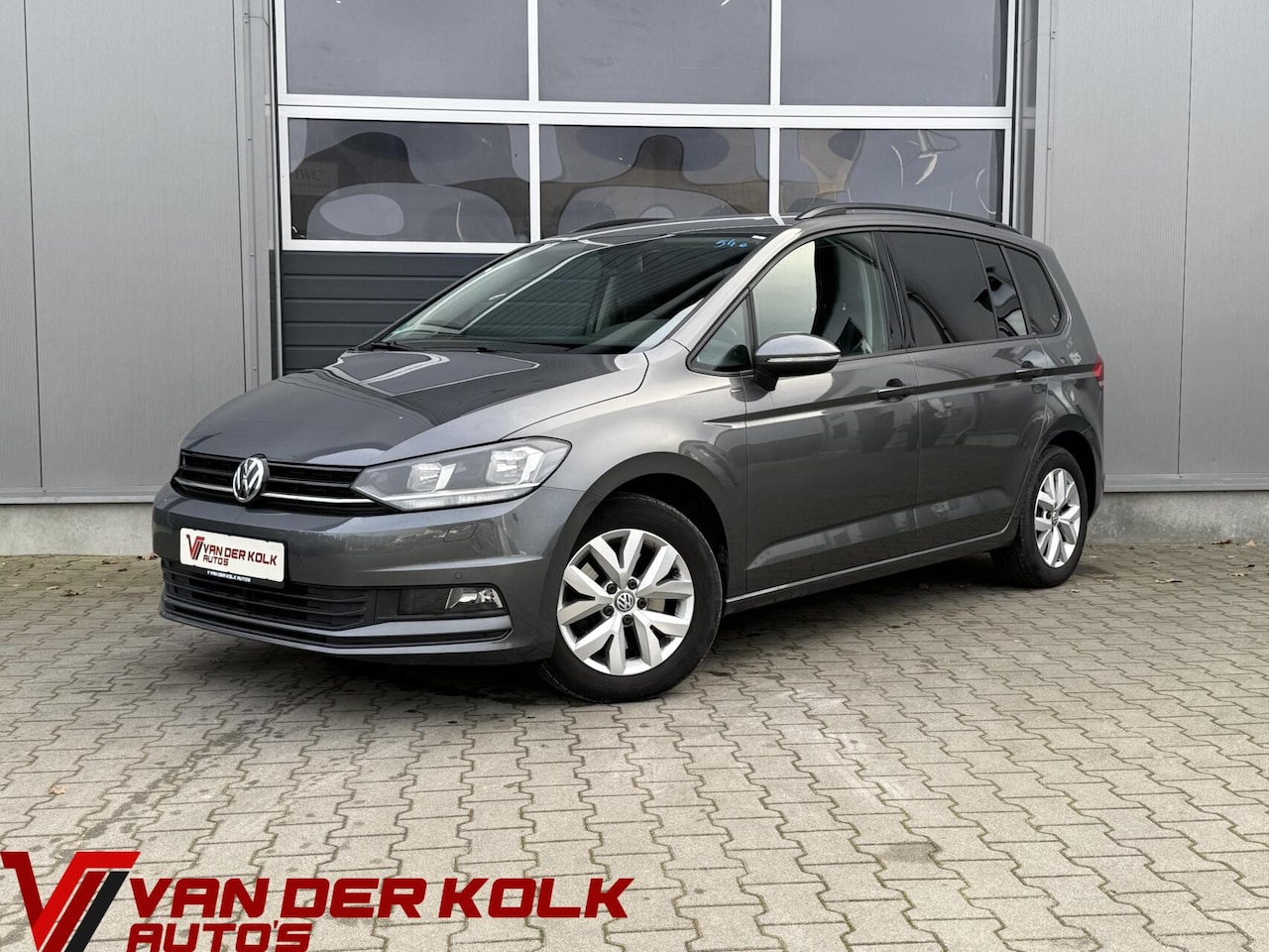 Volkswagen Touran - 1.2 TSI Comfortline 7 Persoons | Climate | Stoelverwarming | Sensoren | Lichtmetaal - AutoWereld.nl