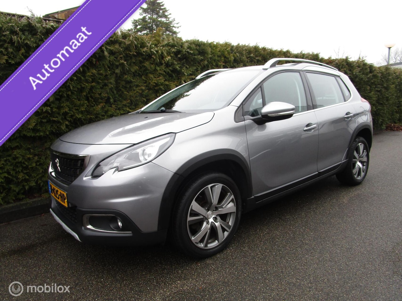 Peugeot 2008 - 1.2 ALLURE EAT6 VOL-AUTOMAAT - 28.000 KM !!! - AutoWereld.nl