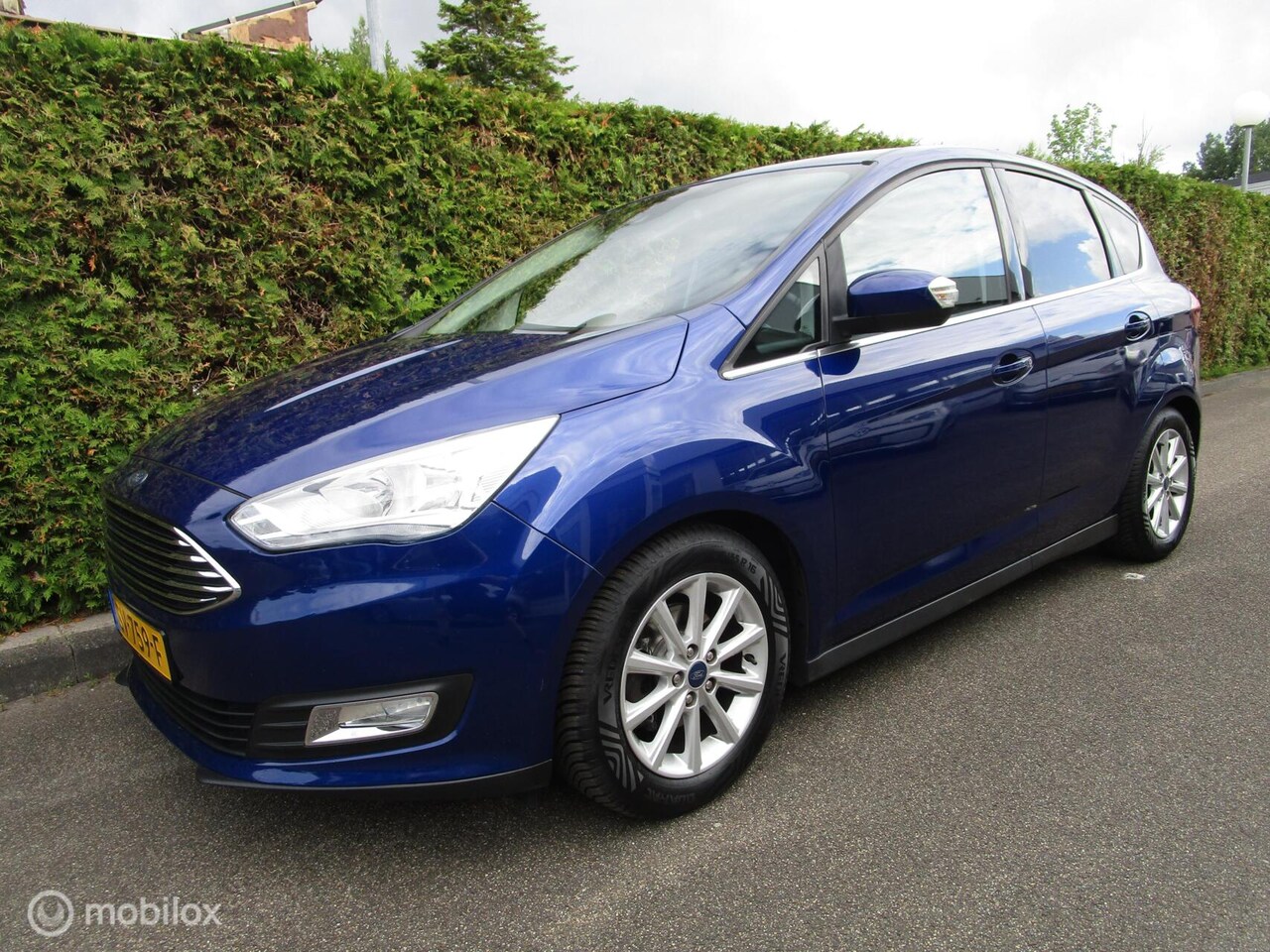Ford C-Max - 1.0 Titanium - Navigatie - Trekhaak - AutoWereld.nl