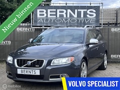 Volvo V70 - 2.0T R-Desgin|Automaat|Trekhaak|Leder|Stoelverwarming|Navigatie