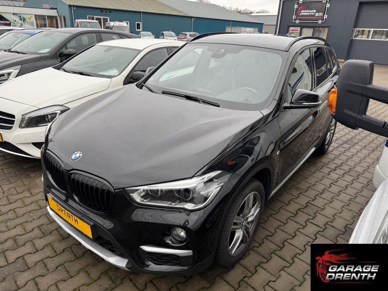 BMW X1 - sDrive18i High Executive M-Sport - AutoWereld.nl