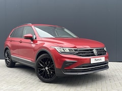 Volkswagen Tiguan - 1.5 TSI Life 2022 Trekhaak 20 inch N.A.P