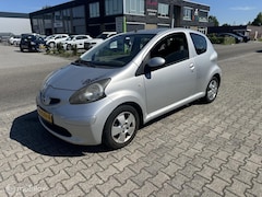 Toyota Aygo - 1.0-12V Sport