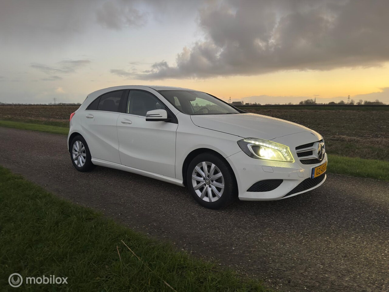 Mercedes-Benz A-klasse - 180 Ambition 180 Ambition, trekhaak, 6 versnellingen - AutoWereld.nl