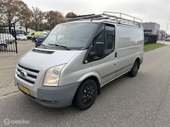 Ford Transit - 260S 2.2 TDCI Ambiente oli koeler lek