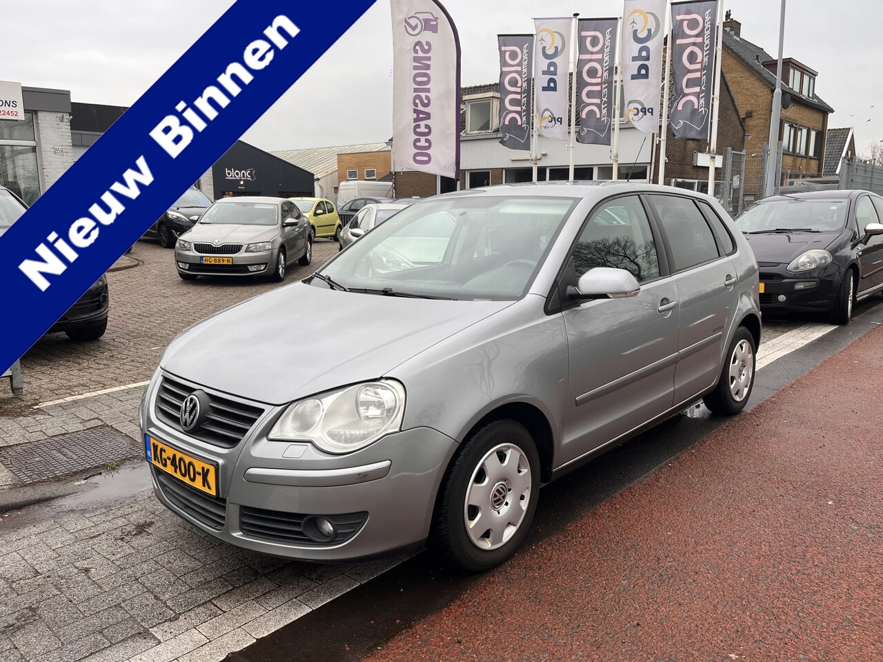 Volkswagen Polo - 1.2-12V 5 DRS. EDITION Airco Pdc Stoelverw. Extra set Lichtmetalen velgen zomerbanden - AutoWereld.nl