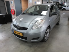 Toyota Yaris - 1.3 VVTi Comfort