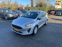 Ford Fiesta - 1.1 Trend , navigatie , airco