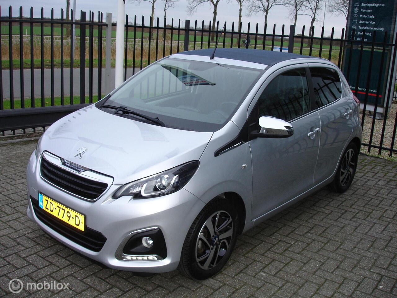 Peugeot 108 - 1.0 e-VTi Allure TOP! Climate control - AutoWereld.nl