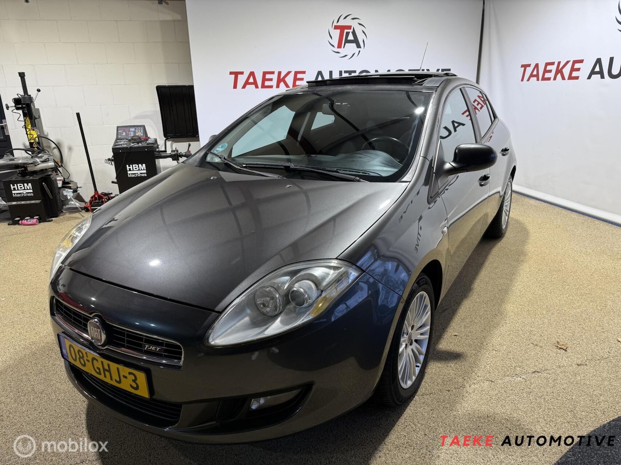 Fiat Bravo - 1.4 T-Jet Corporate Clima/Cruise/Pano/Nap - AutoWereld.nl