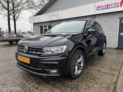 Volkswagen Tiguan - 1.5 TSI ACT Highline Business R-Line