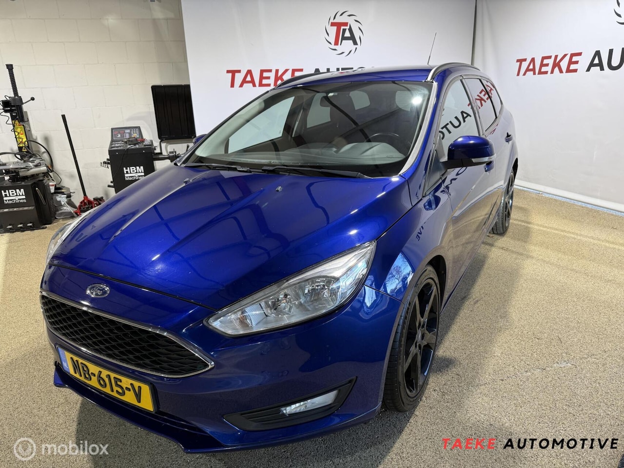 Ford Focus Wagon - 1.0 Trend Automaat/Clima/Cruise/Leder/Nap - AutoWereld.nl