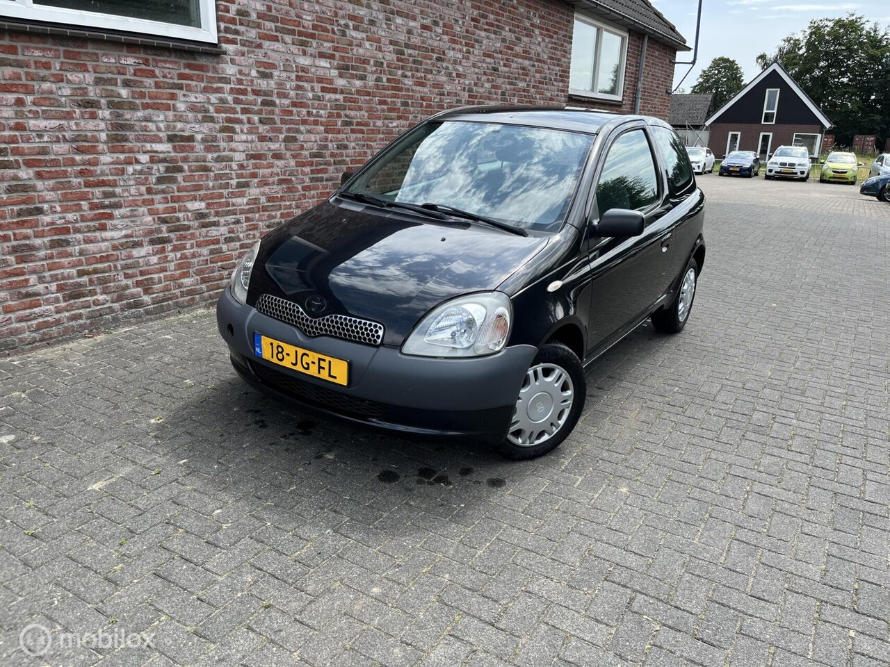 Toyota Yaris - 1.0-16V VVT-i Terra 1.0-16V VVT-i Terra - AutoWereld.nl