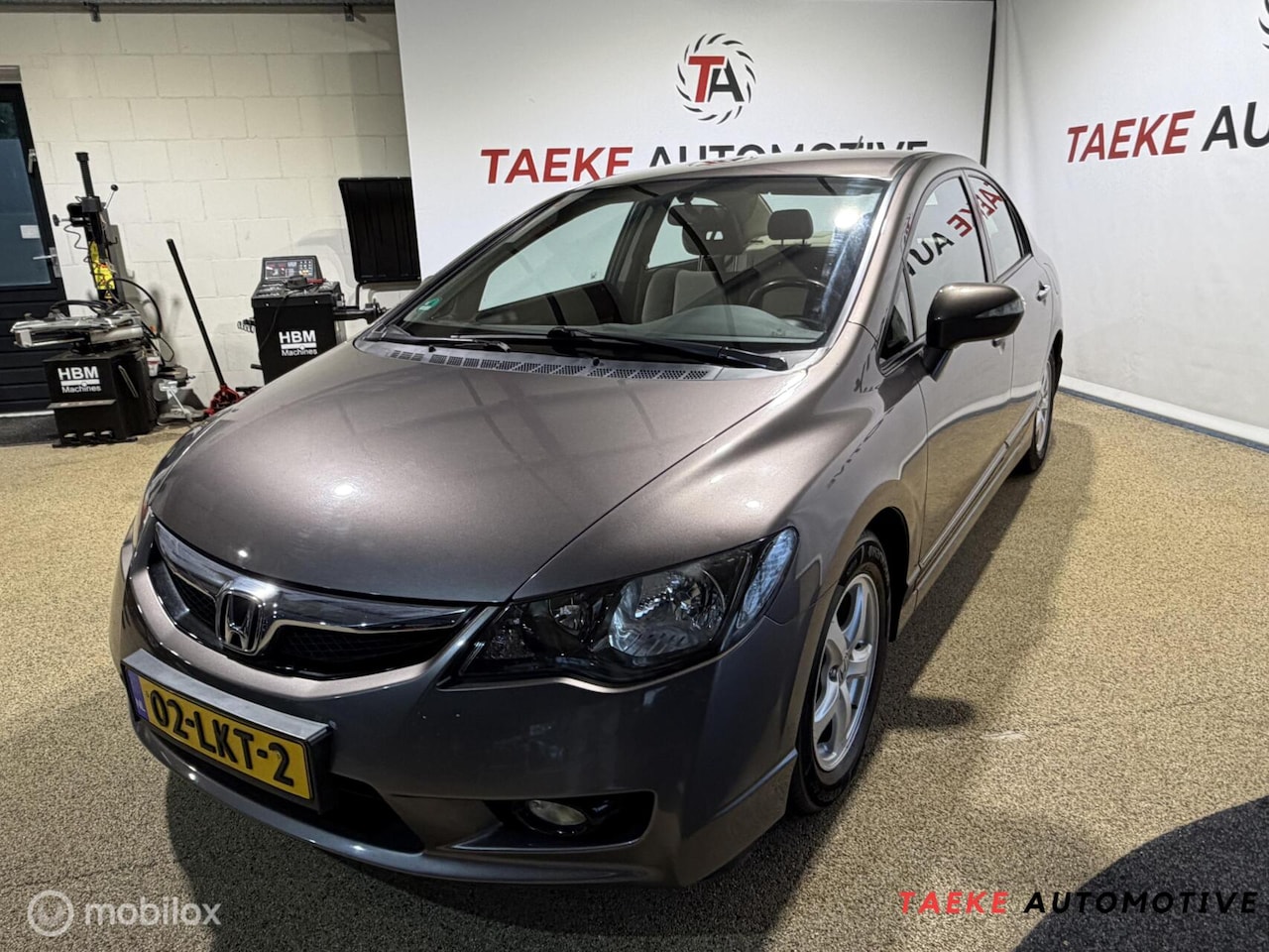 Honda Civic - 1.3 Hybrid Elegance AUT/Clima/Cruise/1eEIG/Nap - AutoWereld.nl