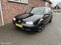 Volkswagen Golf - 1.4-16V