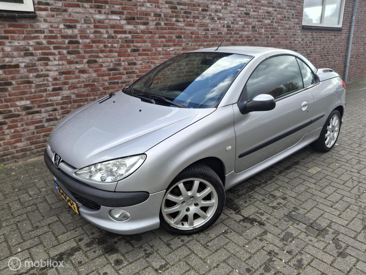 Peugeot 206 CC - 2.0-16V 2.0-16V - AutoWereld.nl