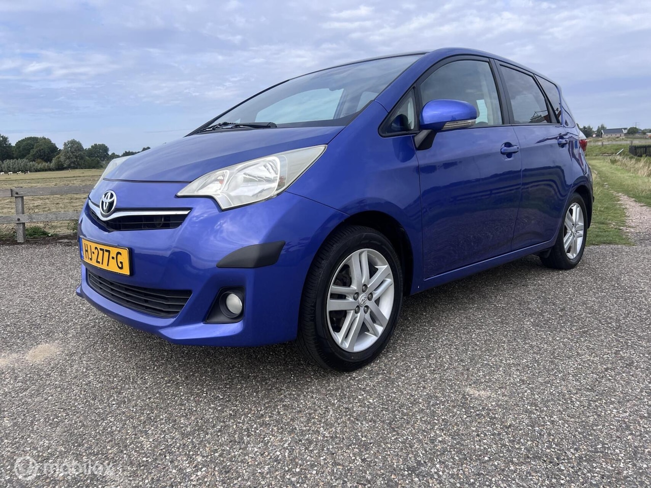 Toyota Verso S - 1.3 VVT-i Aspiration 1.3 VVT-i Aspiration - AutoWereld.nl