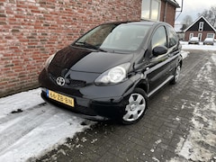 Toyota Aygo - 1.0-12V Sport