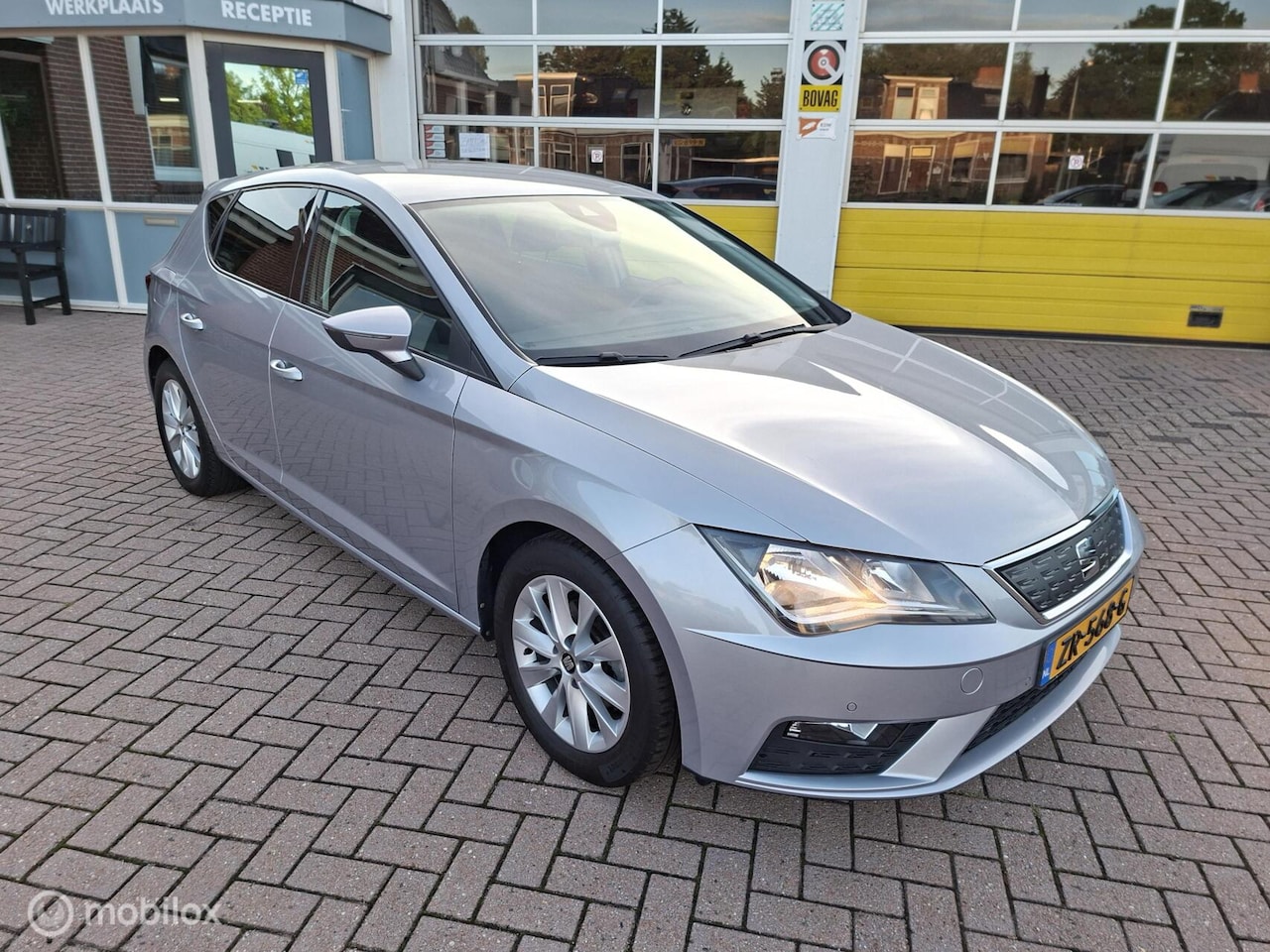 SEAT Leon - 1.0 EcoTSI Style Business Intense 1.0 EcoTSI Style Business Intense - AutoWereld.nl
