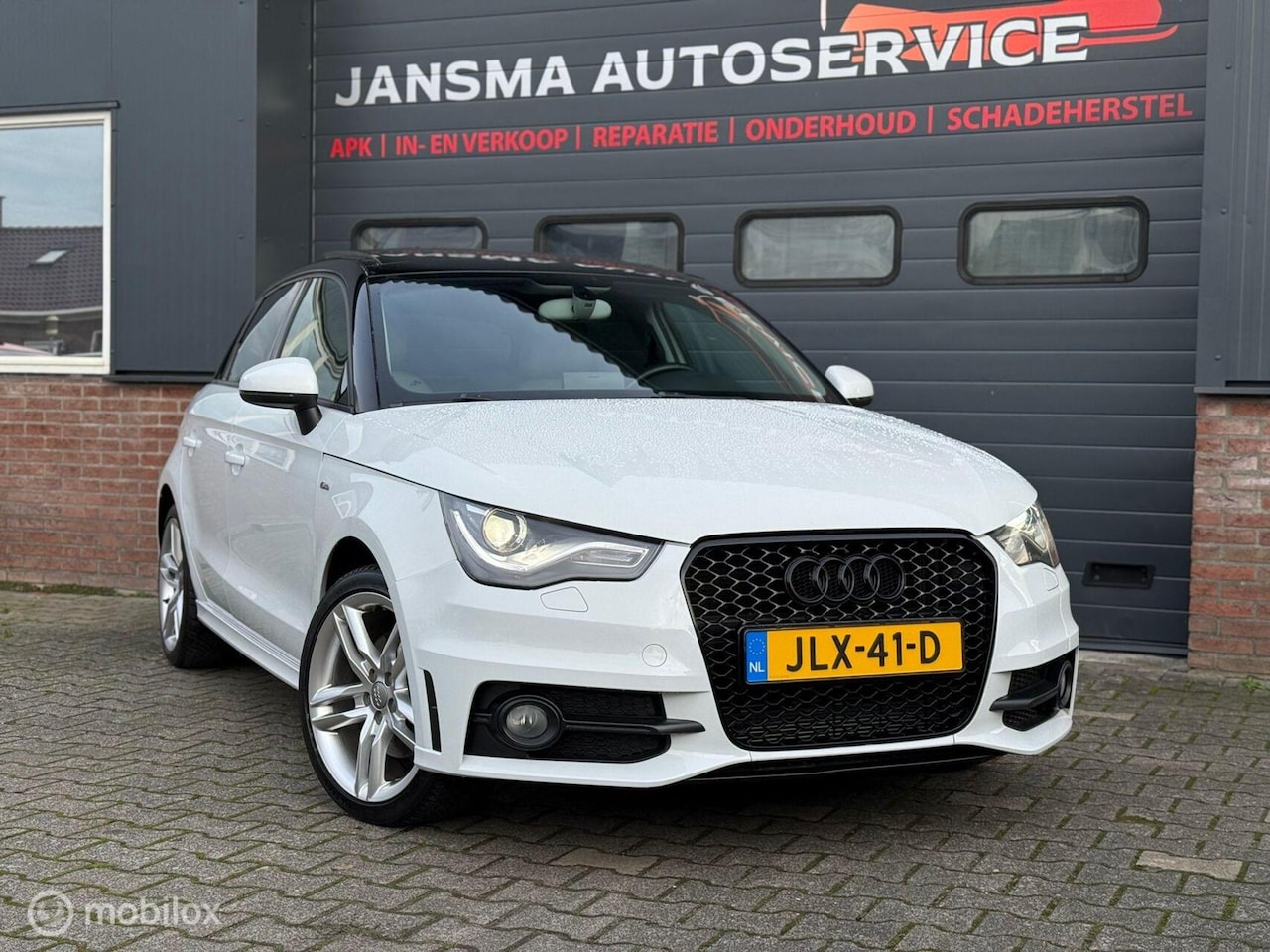 Audi A1 Sportback - 1.4 TFSI- S Line APK 2027 PANO /CRUISE/NAVI - AutoWereld.nl