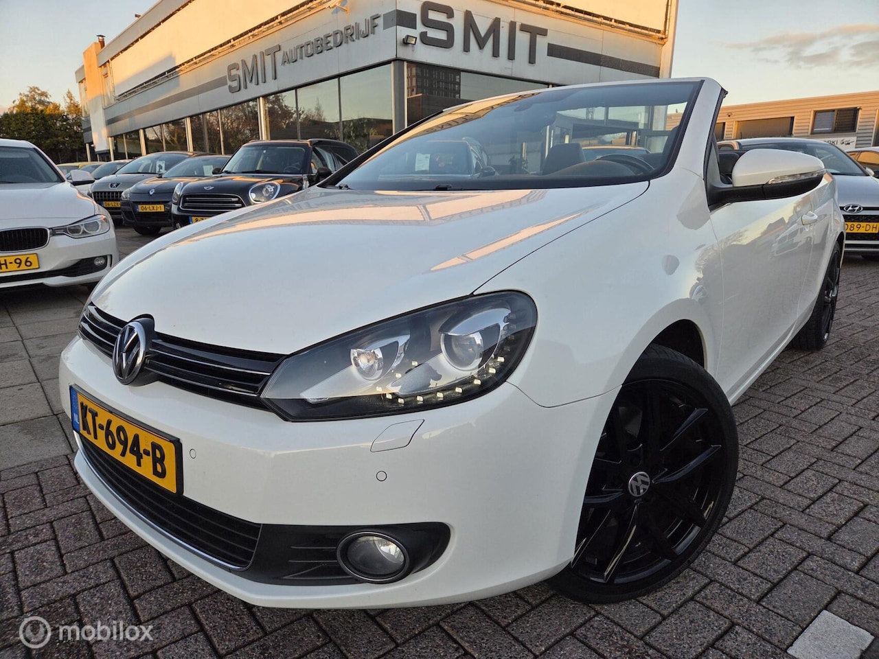 Volkswagen Golf Cabriolet - 1.4 TSI 160PK Highline Leder/Nav/Xen - AutoWereld.nl