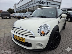 MINI One - 1.6 MINIMALIST Chili Nav/Leder/Ecc/CC/17inch